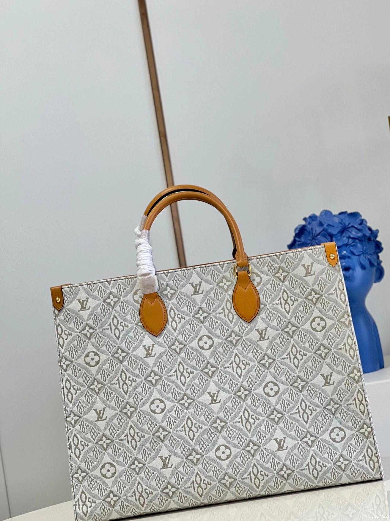VUITTON GM ONTHEGO LOUIS 0823